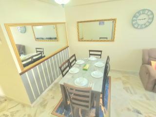 Sweethomeglory 3 BR beachresortwifinetflixfreeparking - 6