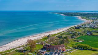 Kleine Brise mit Meerblick und Schwimmbad - 2