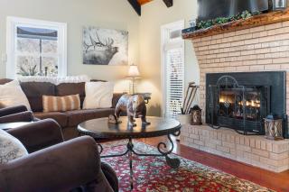 Halfback Ridge-heart of Maggie Valley-hot tub-fenced pet area-gazebo-views - Maggie Valley - 6