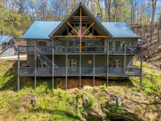 Hart's Treehouse - Waleska - 1