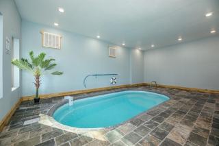 Pinot Splash - Gatlinburg - 6