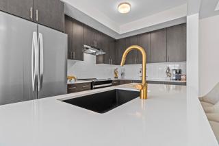 Luxury furnished townhome in westoak trails Oakville - Oakville - 0