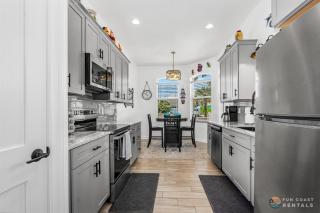 NEW! Big Beach House with Pool, BBQ & Garage Dog Friendly STEPS from the Ocean! - New Smyrna Beach - 3