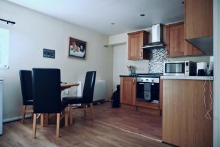 MorganVille - Cozy Bungalow - 8