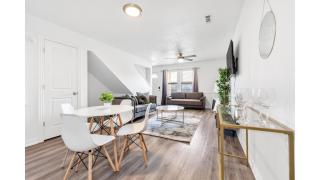 Cozy 2BD Near Walmart HQ with Long Stay Savings - Bentonville - 8