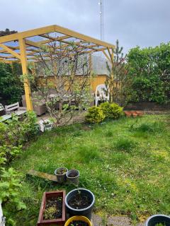 Charming city house with cozy garden - Hoyvík - 1