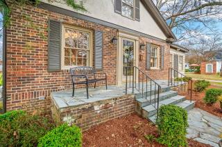 Indulge in Luxury | The Fogleman House - Burlington - 1