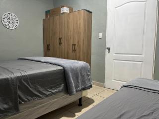 Oli's apartment studio - 2