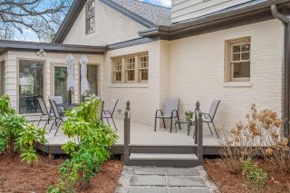 Luxurious Retreat in Historic Downtown Burlington - Burlington - 8