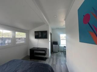 Private room with private bathroom by Sofi Stadium - Inglewood - 3