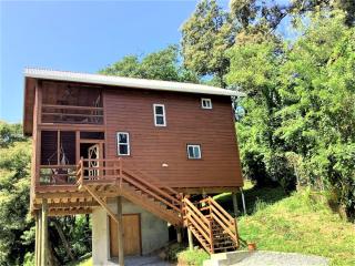 Located In A Quiet Corner Of West End Village Hub Of Roatans Tourism Center, - West End - 9