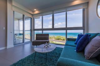 Azure Beach Residences - Palm-Eagle Beach - 7