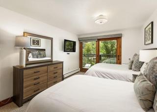 3 Bedroom Premier Vacation Rental In Heart Of Downtown Aspen - Walk To Gondola! - 6