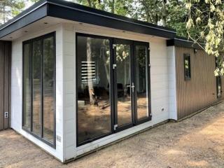 Luxurious Chalet Retreat in Veluwe - Beekbergen - 5
