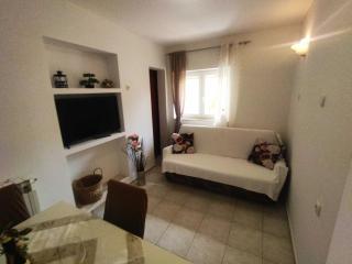 Charming One Bedroom Apartment Povljana - One Bedroom Apartment - 9