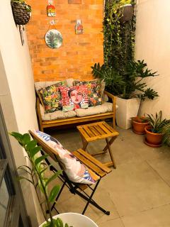 Colonial leyton apartment - 9