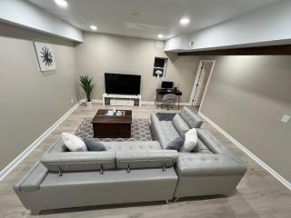 Modern Basement Retreat 2BR King suite - 0