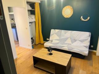 Studio central et chaleureux - Belley - 0