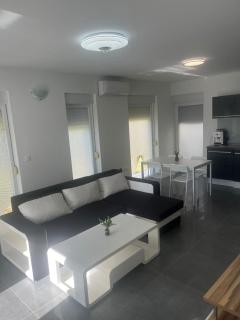 Beautiful and large 80 m2 apartment with 3 balconies - Biograd na Moru - 0
