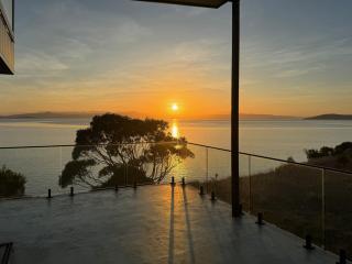 Waterfront 'Tupelo' with Sauna on Primrose Point - Primrose Sands - 9