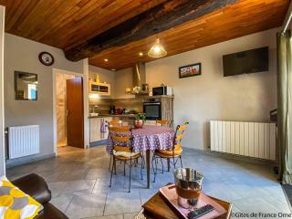 Studio cosy rénové avec jardin près de Bagnoles de l'Orne - FR-1-497-159 - - 6