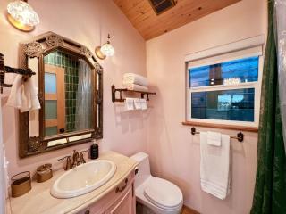 The Perch- Hilltop Bungalow, Eagle Rock-near DTLA - 2