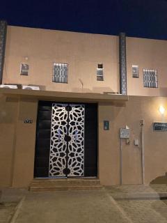 LP103-7 Nice 2BR Apartment in Olaya - Riade - 1