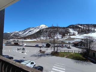 Appartement face aux pistes - Animaux acceptés - FR-1-445-222 - Monginevro - 2