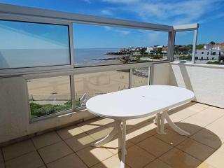 Spacieux Appartement T3 avec Terrasse Ensoleillée et Parking - FR-1-494-211 - Royan - 7