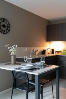 Locarno Center - Free Parking, Netflix and WiFi - 1