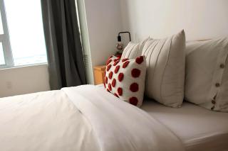 Quiet & Cozy Oasis in the Heart of Oakville Uptown - Oakville - 5