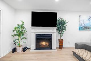 Newly Renovated Entire 4BR house and big backyard - San Diego - 0