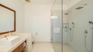 Kashantre Villa, Spacious 4 Bedroom near Legian Beach - Seminyak - 4