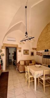 Via Cufra 46 - 7