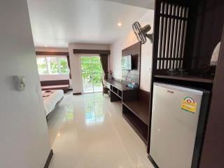 Chollada inn - Kamala Beach - 0