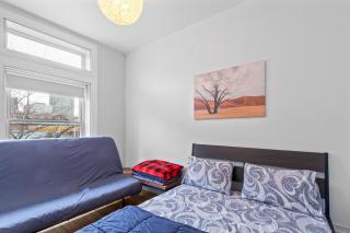 Lofty Urban Duplex Two Story Getaway - Montreal - 5