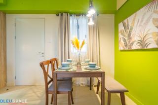 Verdon Parc l Chic Tropical 2BR l Resort type Condominium l Close to SM City Ecoland l Managed by Bleuspace - 1