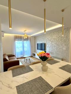 Lyonessa gardens 1 - Zlatibor - 4