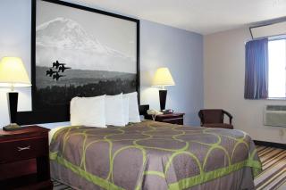 Super 8 by Wyndham Tuscaloosa - Tuscaloosa - 9