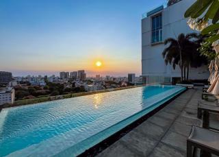 Elegant Retreat - Duplex with Private Pool - 4