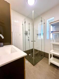 beautiful 2 bedrooms apartment with balcony - Tel Aviv - 1
