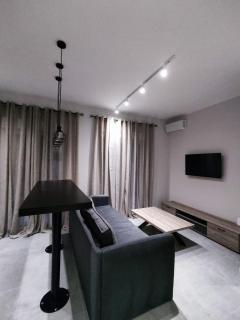 Elegant and spacious penthouse - Mesochórion - 0