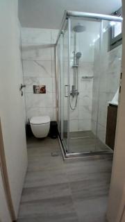 EVDOKIAS Apt,brand new 2025 modern Apt in the center of Alikanas - 1