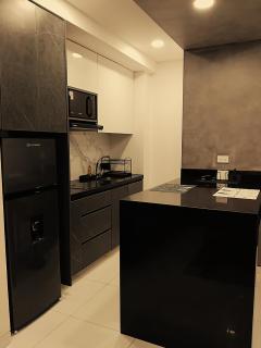 Elegancia y Confort en Sirari Equipetrol Studio de Lujo con Lavadora y TV 50 - Santa Cruz de la Sierra - 2