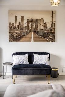 Luxurious & Spacious 3-BR Free Parking Balcony - Londra - 1