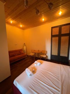 Local Hotel - Tbilisi - 5