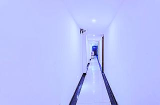 LE - CASHEW By 2 Minute Walking New Delhi Railway Station - Metro Station Main Road Building - Nova Deli - 1