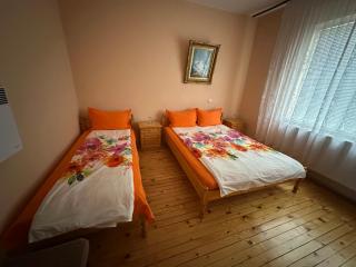 Velkovski Guest House - Hisarya - 3