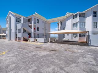 Ocean Breeze - Summerstrand - 7