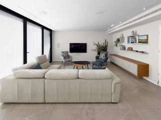 Parkside Luxe with Skyline Views - Tel Aviv - 9
